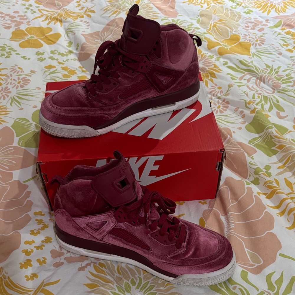 Nike Women's Maroon High-Top Sneakers